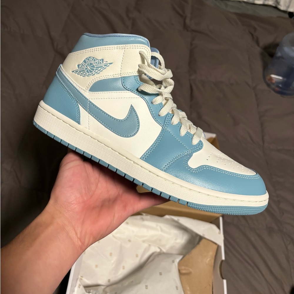 Blue-Sail University Blue Air Jordan 1 Mids